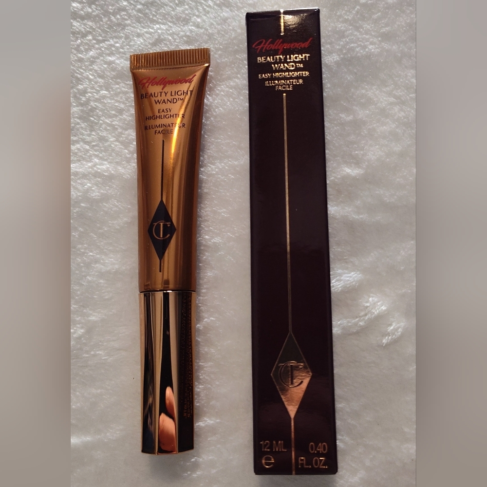 Charlotte Tilbury Hollywood Beauty Light Wand - Gold